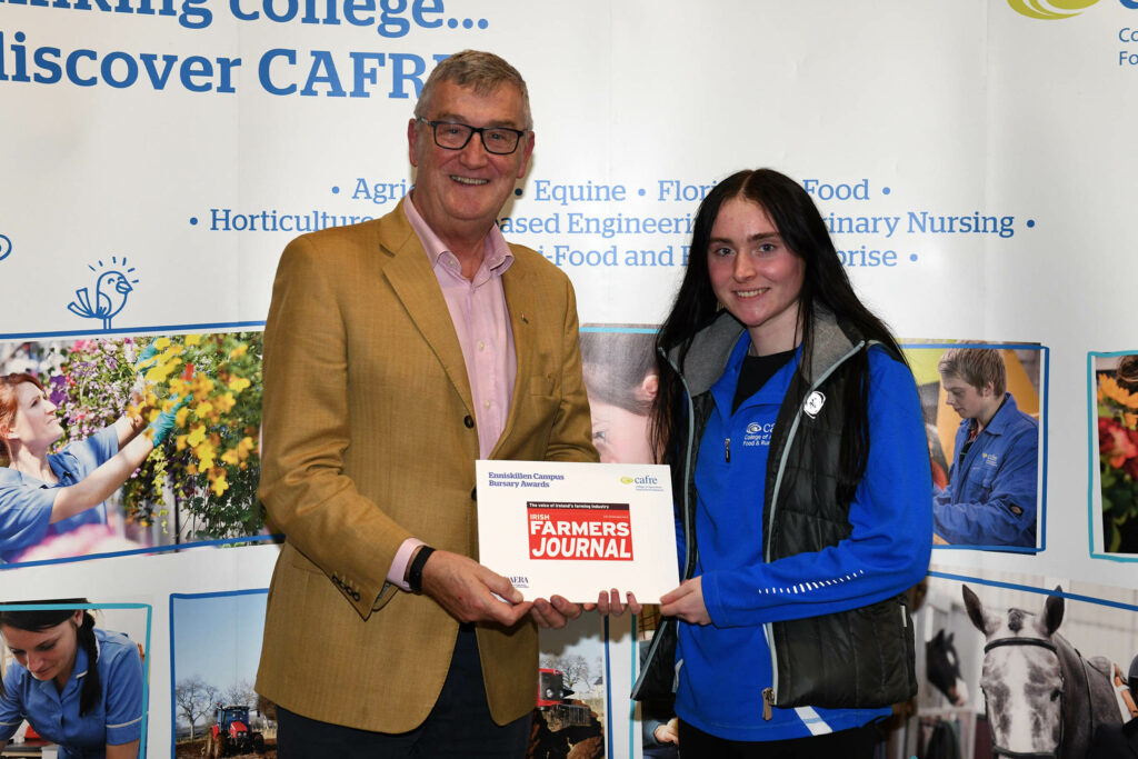 The Irish Field Editor, Leo Powell, presents the Irish Farmers’ Journal bursary to CAFRE Enniskillen Campus BSc (Hons) Degree in Equine Management student Charlotte McClure (Navan).