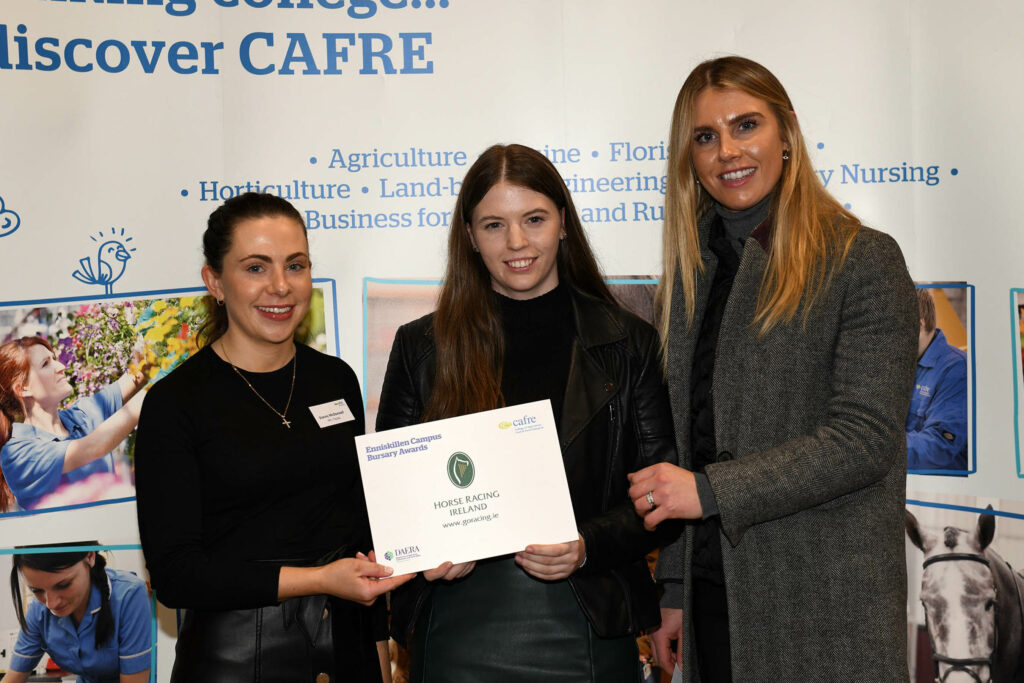 Certificate in Higher Education student Orla O’Kane (Ballymena) receives her bursary from Stacey McDonnell and Aine O’Connor, Horse Racing Ireland at the Enniskillen Campus Bursary event.